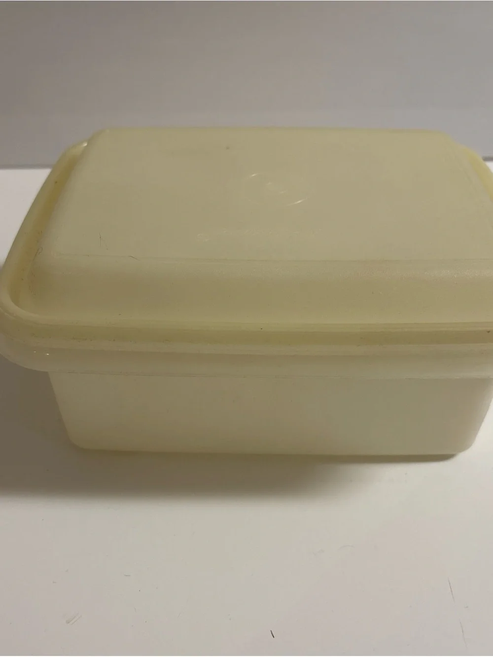 Vintage Tupperware Freeze-N-Save 8